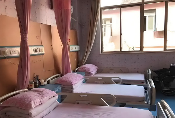 我的野蛮老板：钟情小女人
