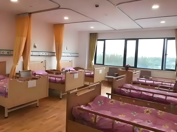 笑看浮云自卷舒